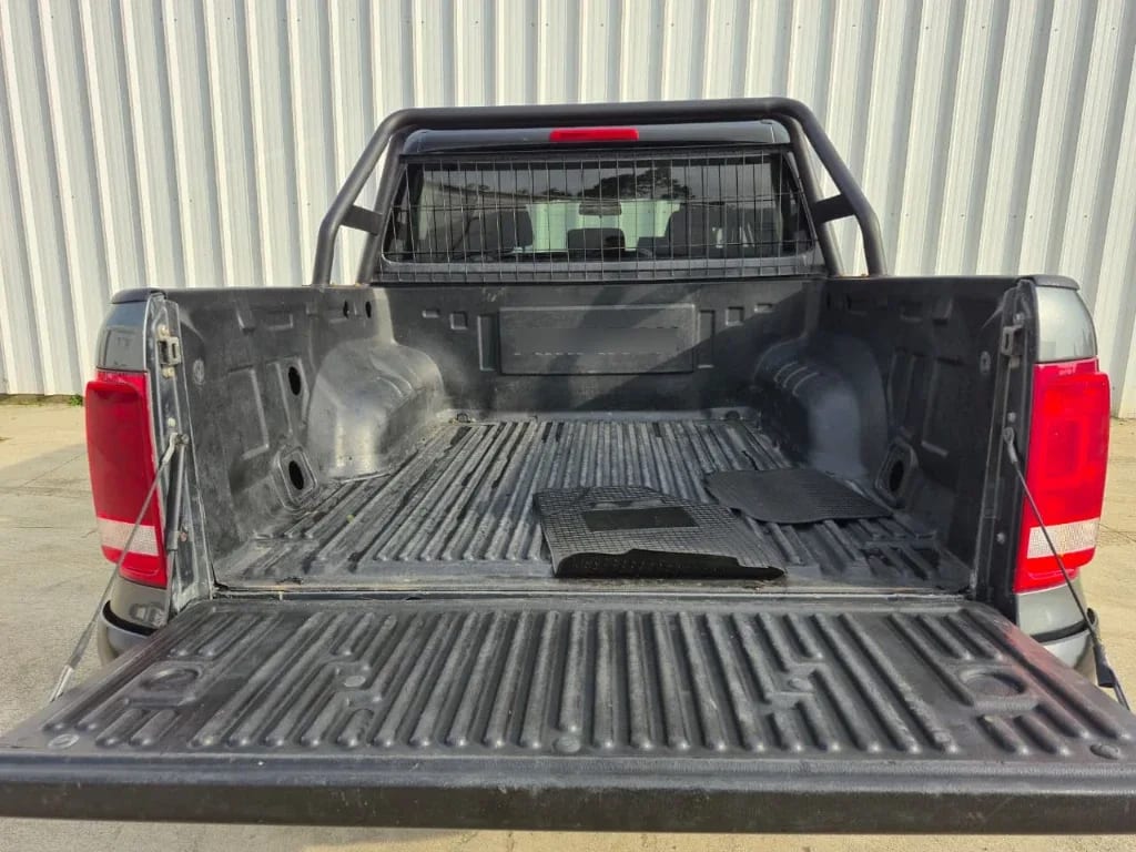 Volkswagen Amarok Dcab Tdi 4x4 Trendline 2.0 año 2023