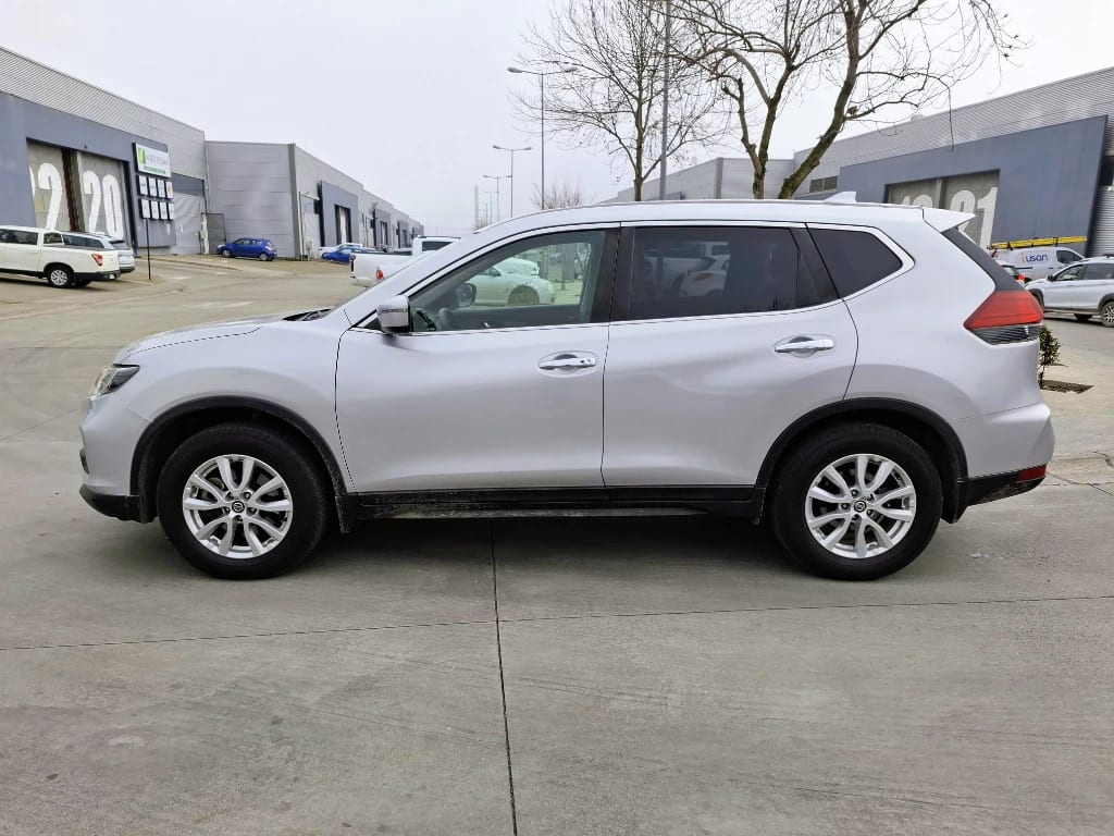 Nissan X-Trail X-Trail Sense 2.5 At 4x2 3f año 2021