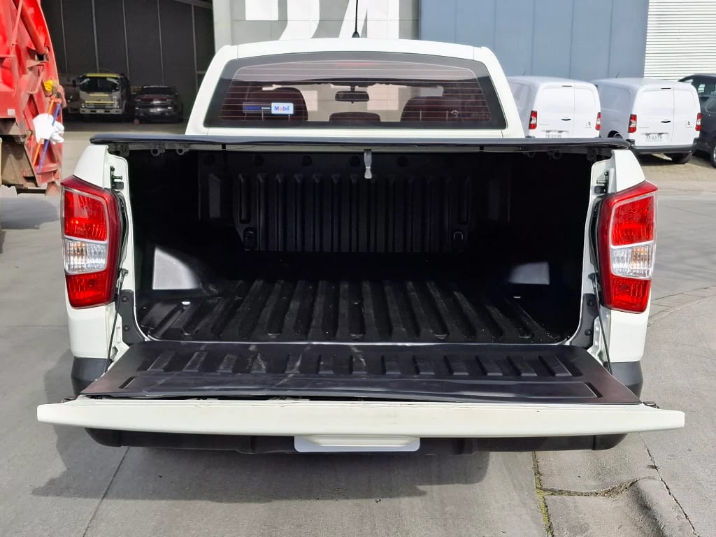 Ssangyong Grand Musso Grand Musso 2.2 4x2 Mt Full-Ql612 año 2023