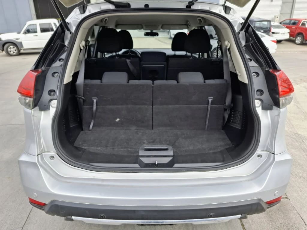 Nissan X-Trail X-Trail Sense 2.5 At 4x2 3f año 2021