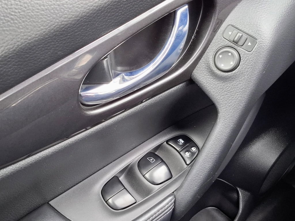 Nissan X-Trail X-Trail Sense 2.5 At 4x2 3f año 2021