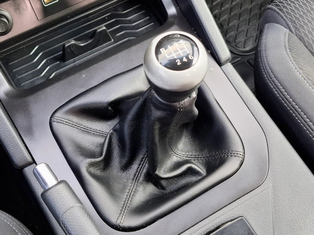 Ssangyong Grand Musso Grand Musso 2.2 4x2 Mt Full-Ql612 año 2023
