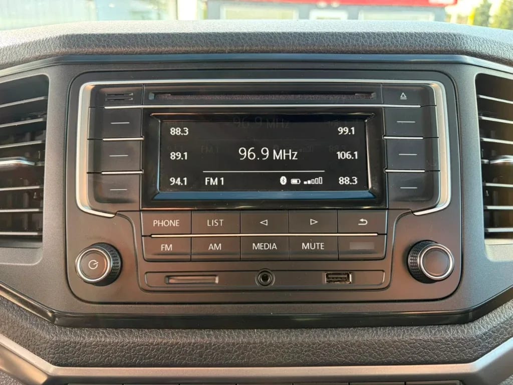 Volkswagen Amarok Dcab Tdi 4x4 Trendline 2.0 año 2023