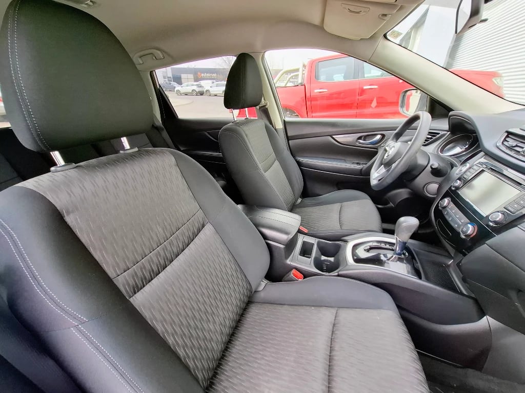 Nissan X-Trail X-Trail Sense 2.5 At 4x2 3f año 2021