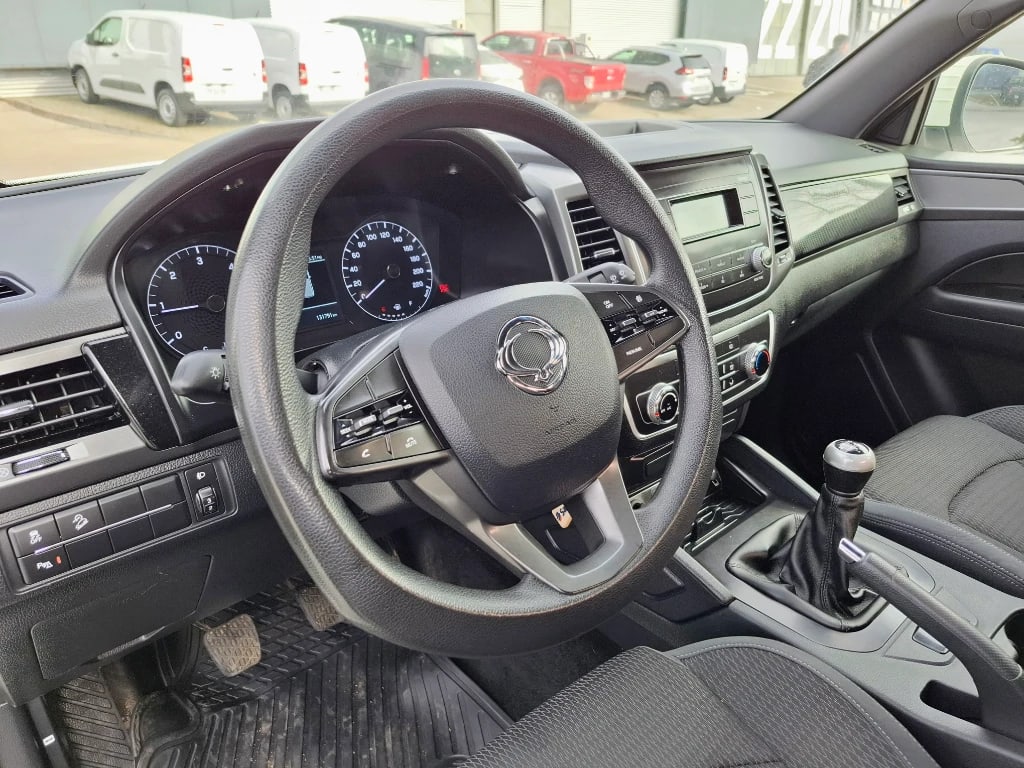 Ssangyong Grand Musso Grand Musso 2.2 4x2 Mt Full-Ql612 año 2023