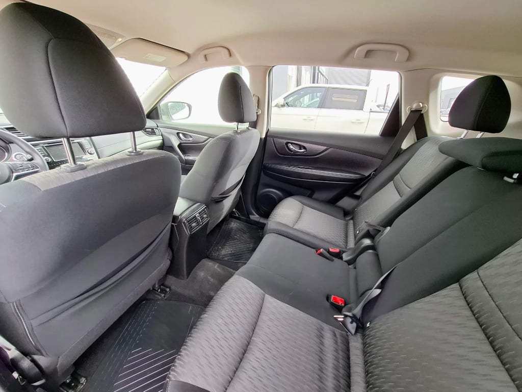 Nissan X-Trail X-Trail Sense 2.5 At 4x2 3f año 2021