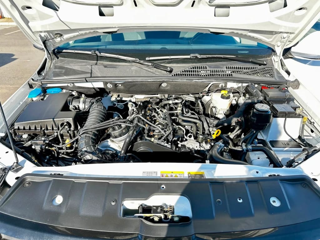 Volkswagen Amarok Amarok 4x4 Comfortline D/c 2.0 D At año 2023