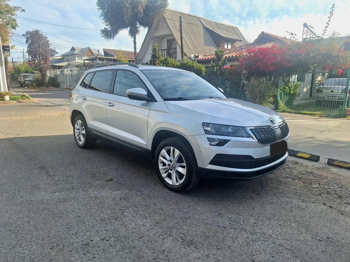 SKODA KAROQ Otra año 2019