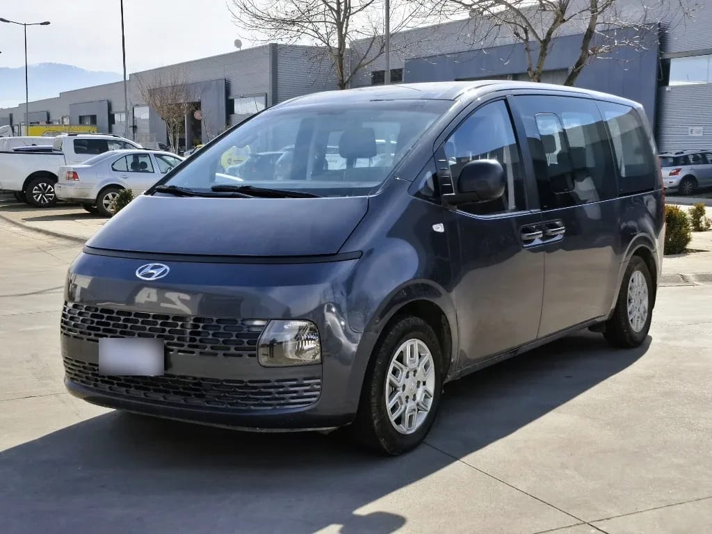 Hyundai Staria Staria Us4 Mb 2.2 Crdi At 9p año 2024