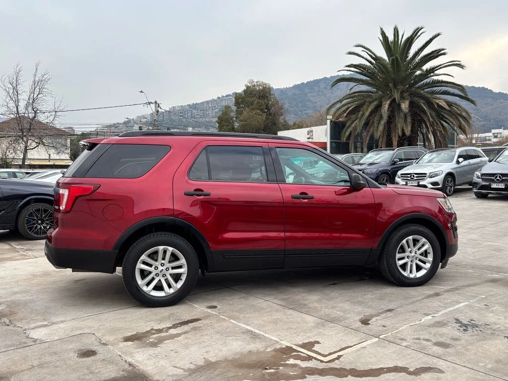 Ford Explorer Xlt 4.2 año 2017