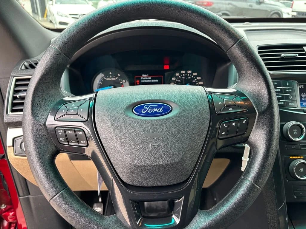 Ford Explorer Xlt 4.2 año 2017
