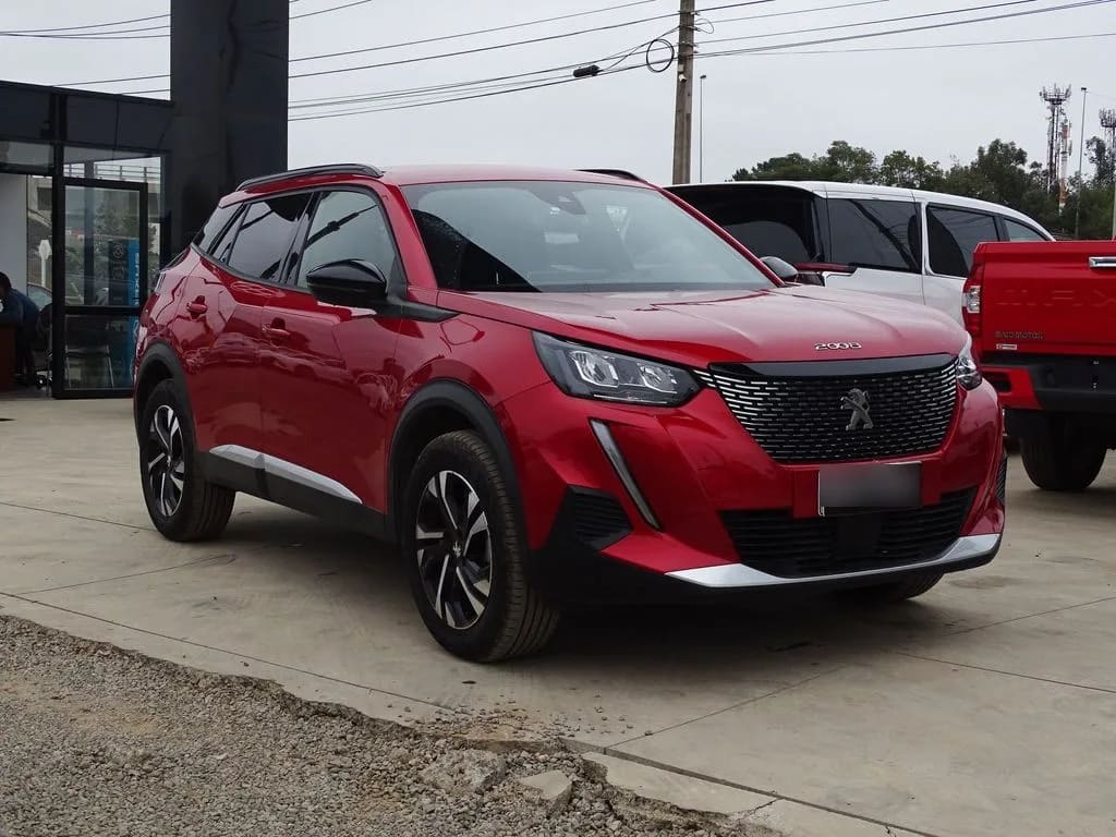 Peugeot 2008 Allure Pack año 2024