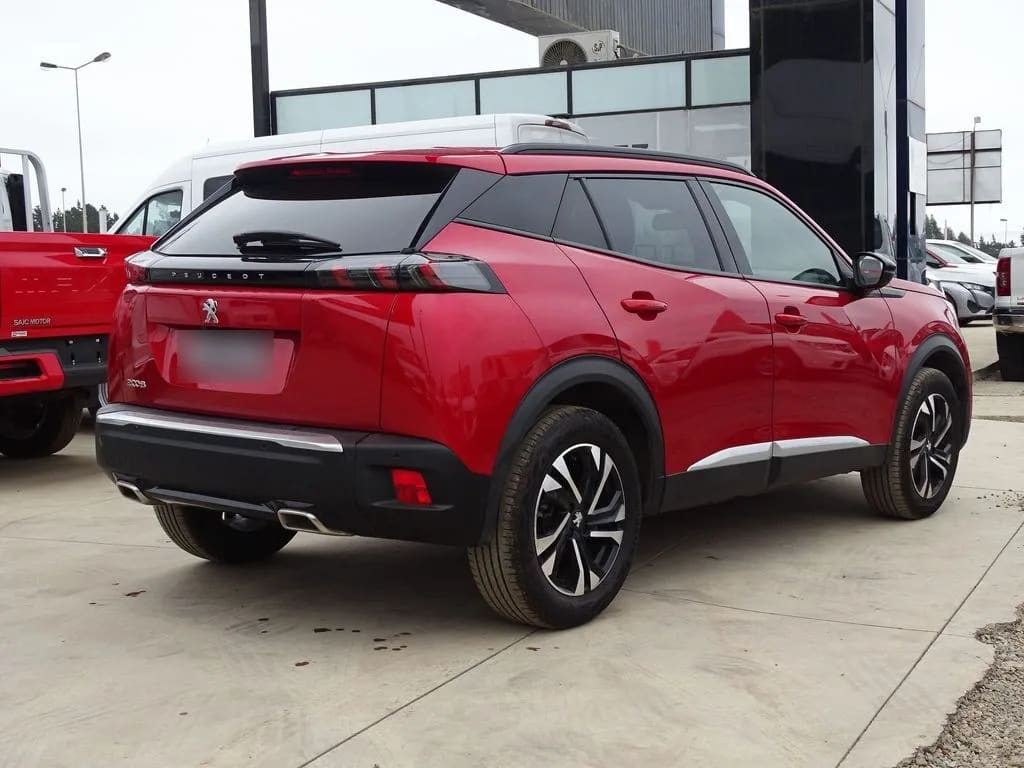 Peugeot 2008 Allure Pack año 2024