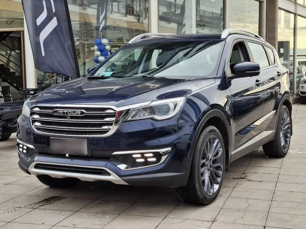 Jetour X70 1.5t Lux 4x2 Mt 5p año 2024