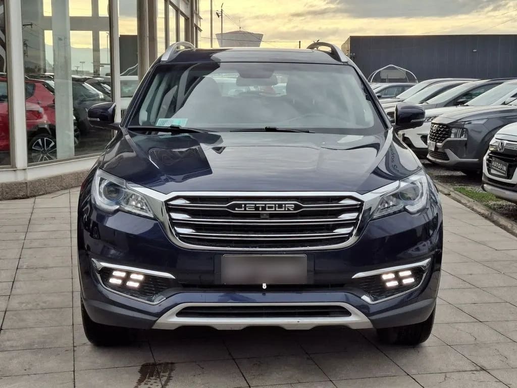 Jetour X70 1.5t Lux 4x2 Mt 5p año 2024