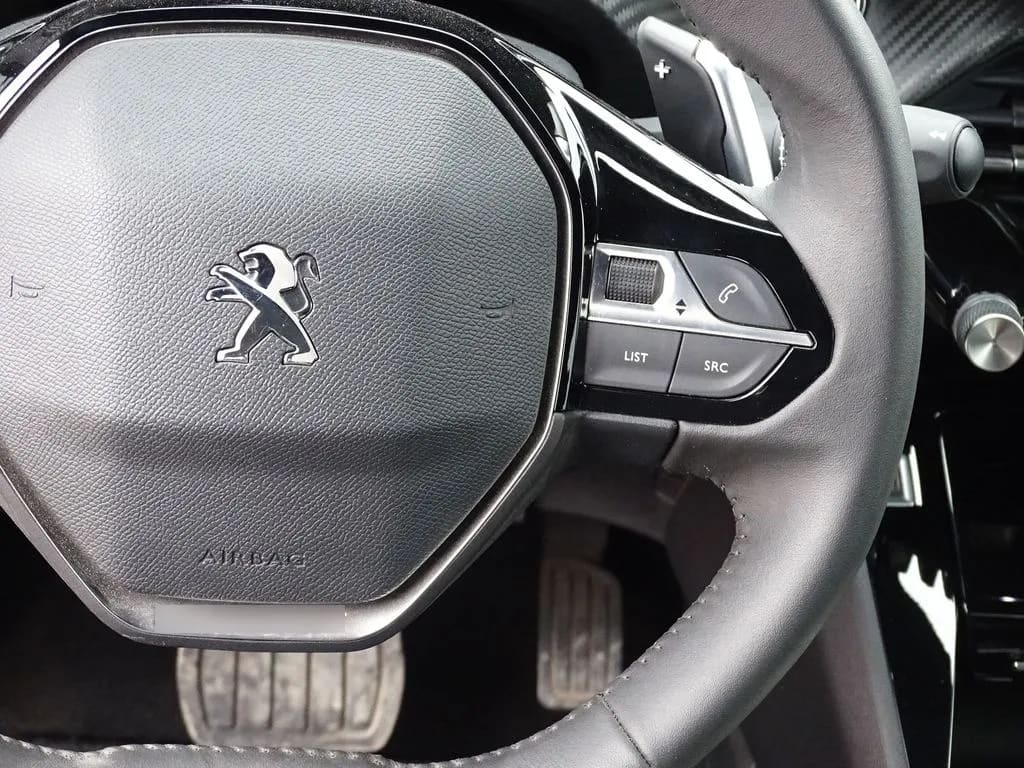 Peugeot 2008 Allure Pack año 2024