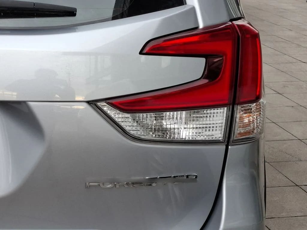 Subaru Forester 2.0 Dynamic Es At 4x4 año 2019