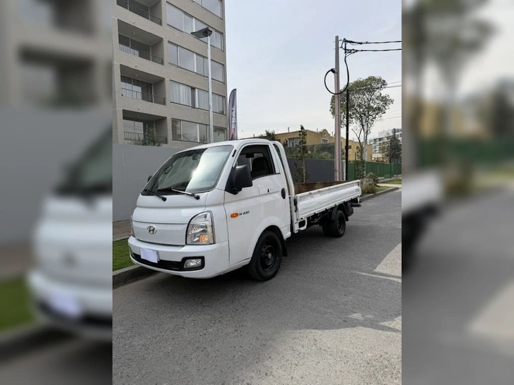 Hyundai Porter 2.5 Crdi Diesel Gls 4x2 Chassis Ac 6mt 2p año 2024