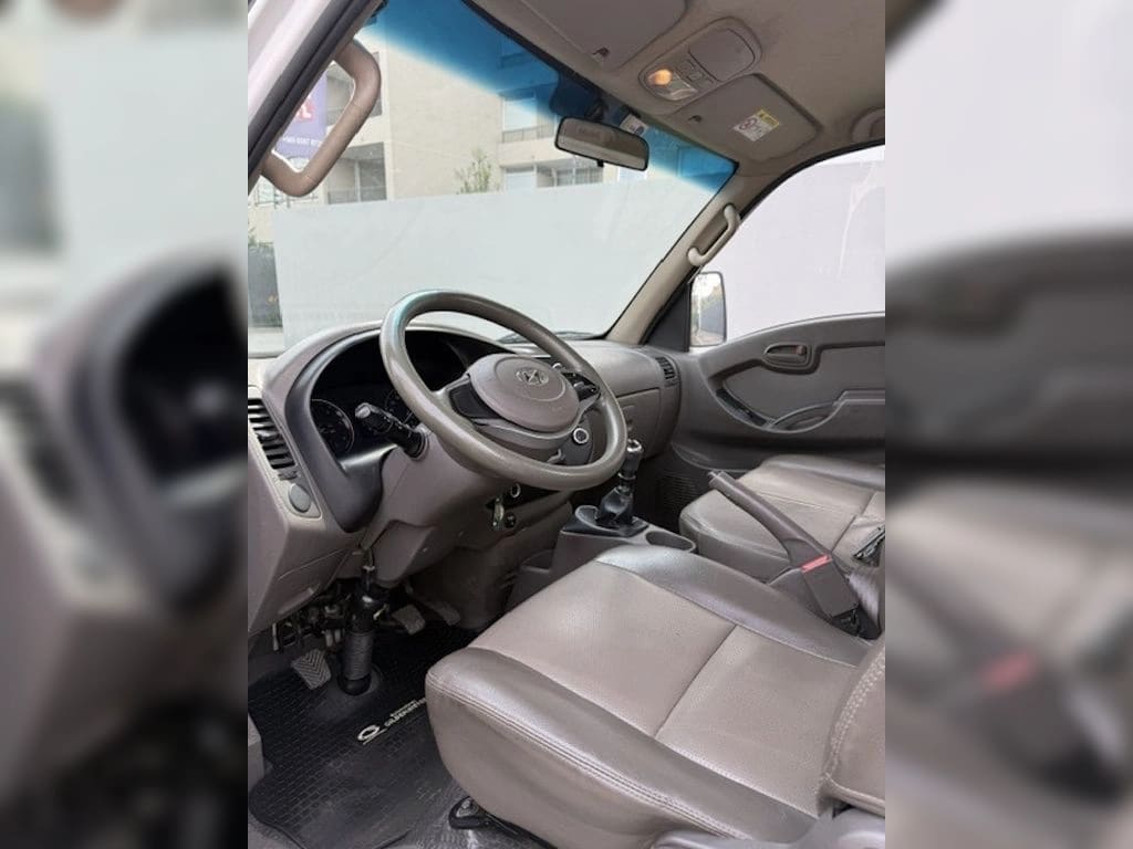 Hyundai Porter 2.5 Crdi Diesel Gls 4x2 Chassis Ac 6mt 2p año 2024