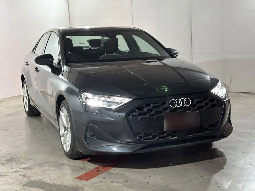 Audi A3 Sedan Pi 35 Tfsi año 2025