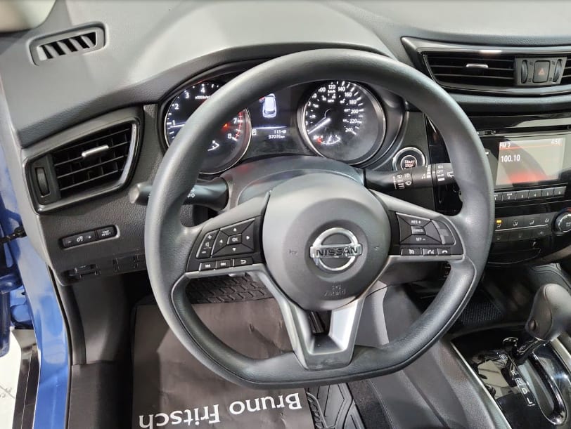 NISSAN X-TRAIL 2.5 Sense Cvt At año 2018
