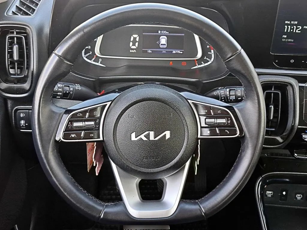 Kia Sonet Mt año 2025