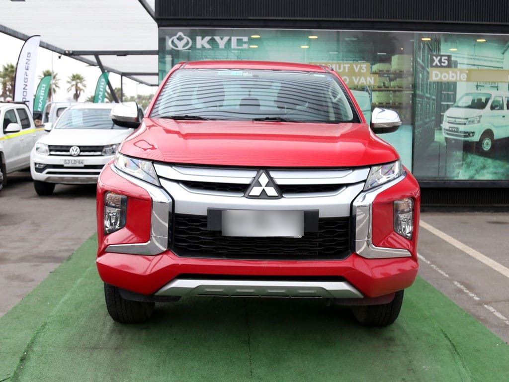 Mitsubishi L200 L200 Katana 4x2 Diesel año 2023