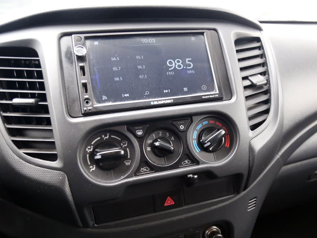 Mitsubishi L200 L200 Katana 4x2 Diesel año 2023