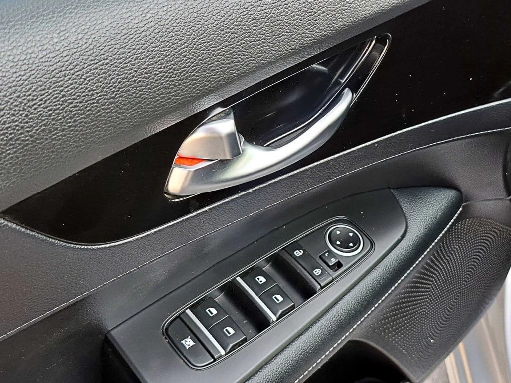 Kia Cerato Ex 4x2 1.6 año 2024