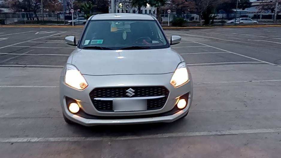 Suzuki Swift 1.2 Gl Sport 4x2 Hb Amt At 5p año 2023