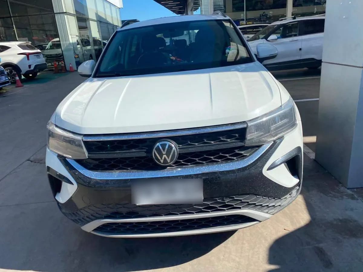 Volkswagen Taos 1.4 Tsi Comfortline 4x2 At 5p año 2025