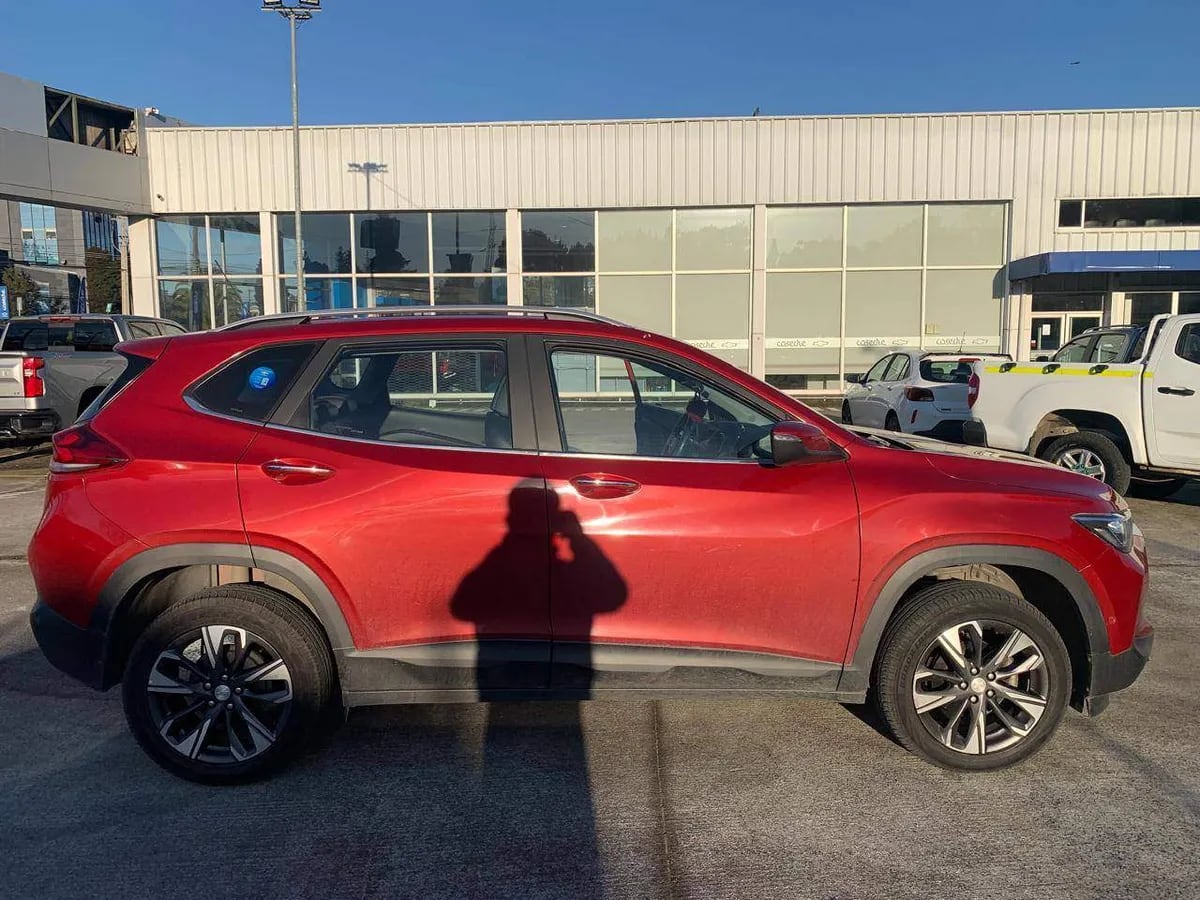 Chevrolet Tracker 1.2t Premier Fwd At 5p año 2022