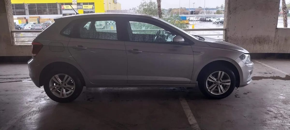 Volkswagen Polo 1.6 Comfortline 4x2 Mt5 5p año 2019