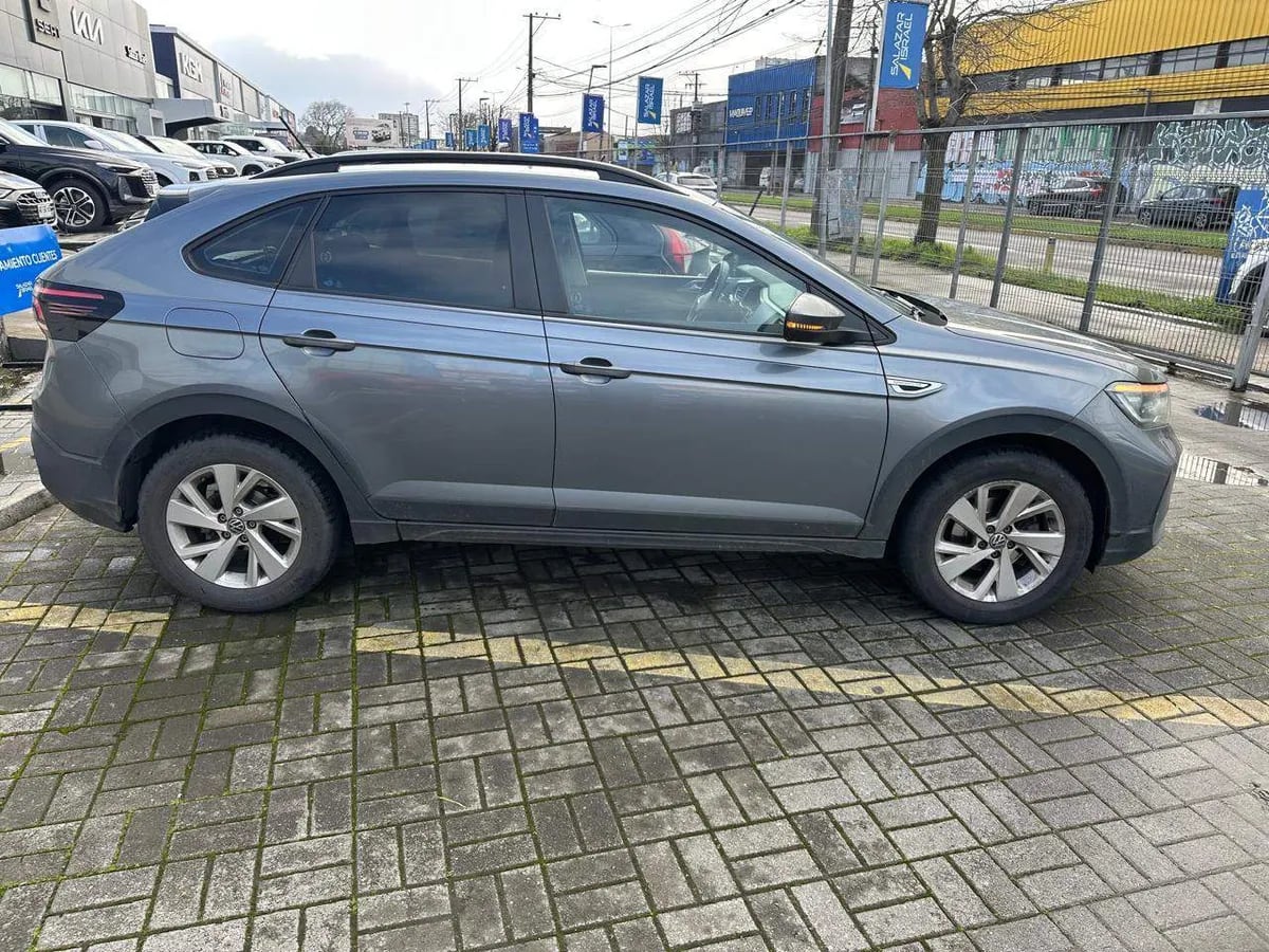Volkswagen Nivus 1.0 Tsi Comfortline 4x2 At 5p año 2024