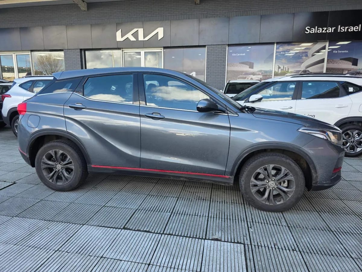 DFSK 500 1.5 Luxury 4x2 Mt 5p año 2023