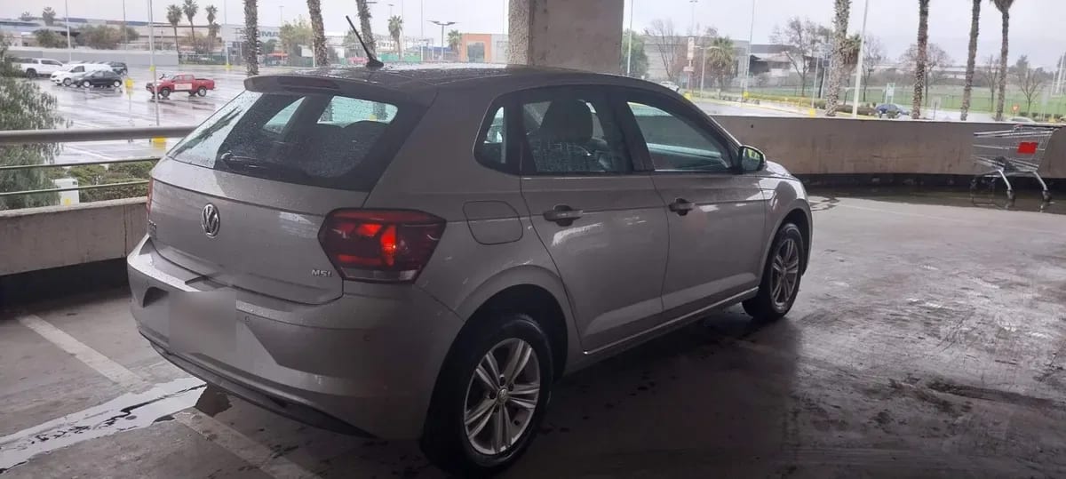 Volkswagen Polo 1.6 Comfortline 4x2 Mt5 5p año 2019