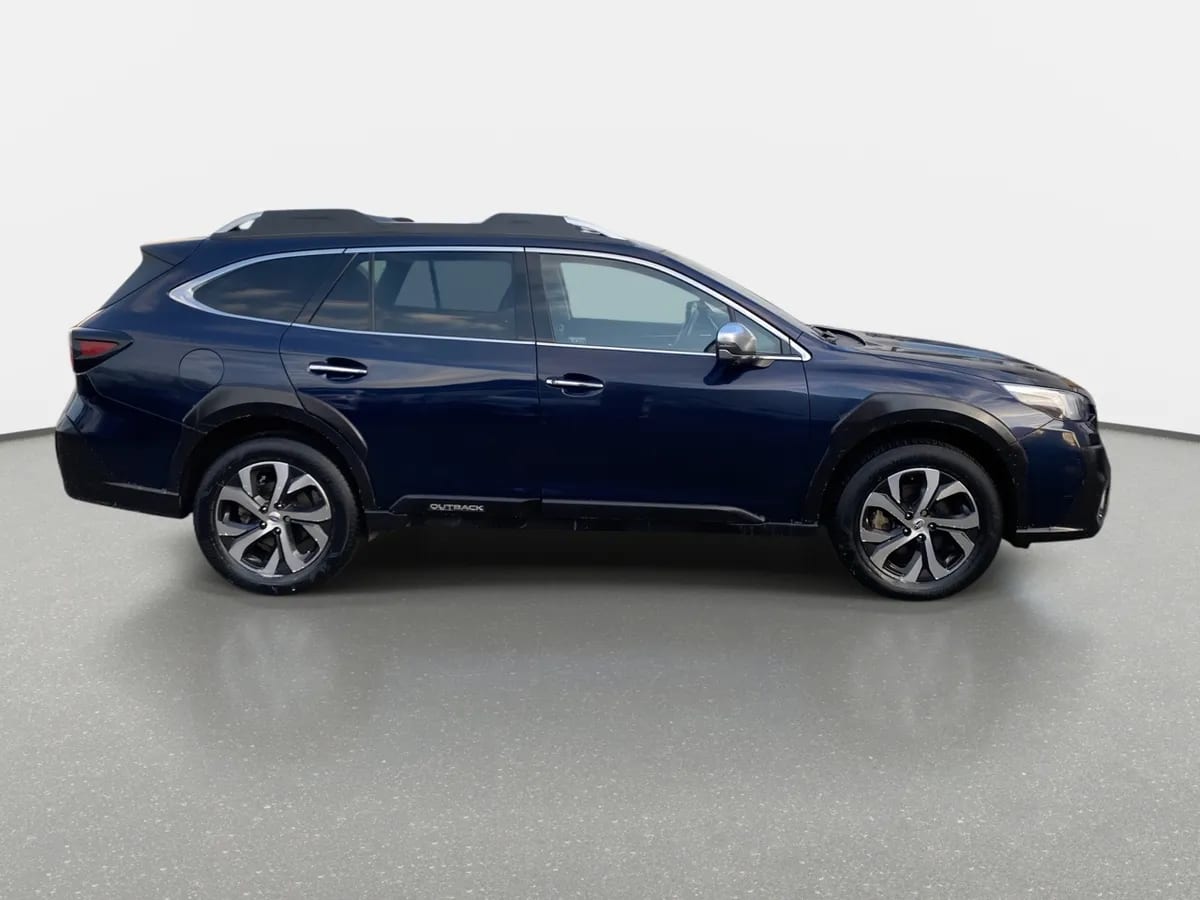 Subaru Outback 2.5i Touring Awd Cvt At 5p año 2022