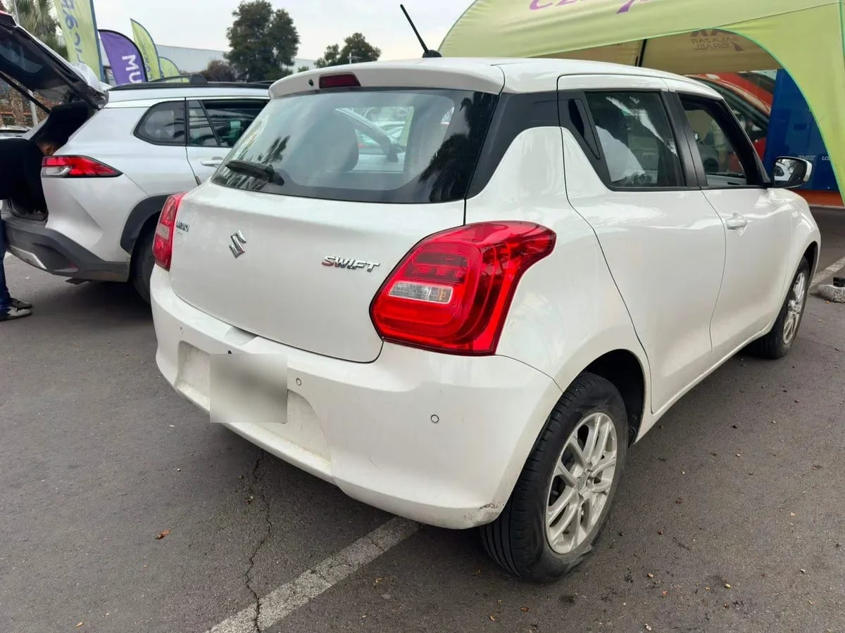 Suzuki Swift 1.2 Gl Sport 4x2 Hb Mt 5p año 2023