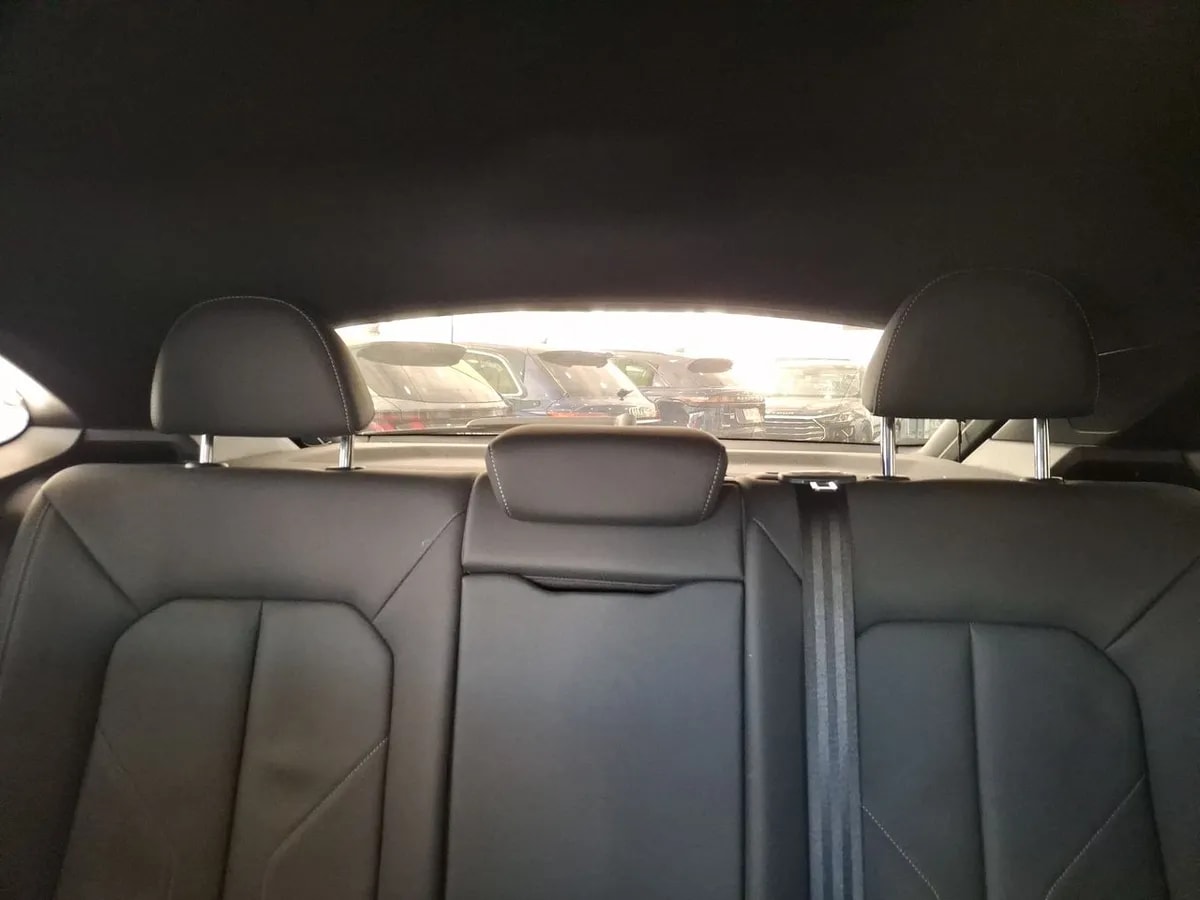 Audi Q3 1.4 35 Tfsi Sportback Sport 4x2 S-Tronic At 5p año 2025