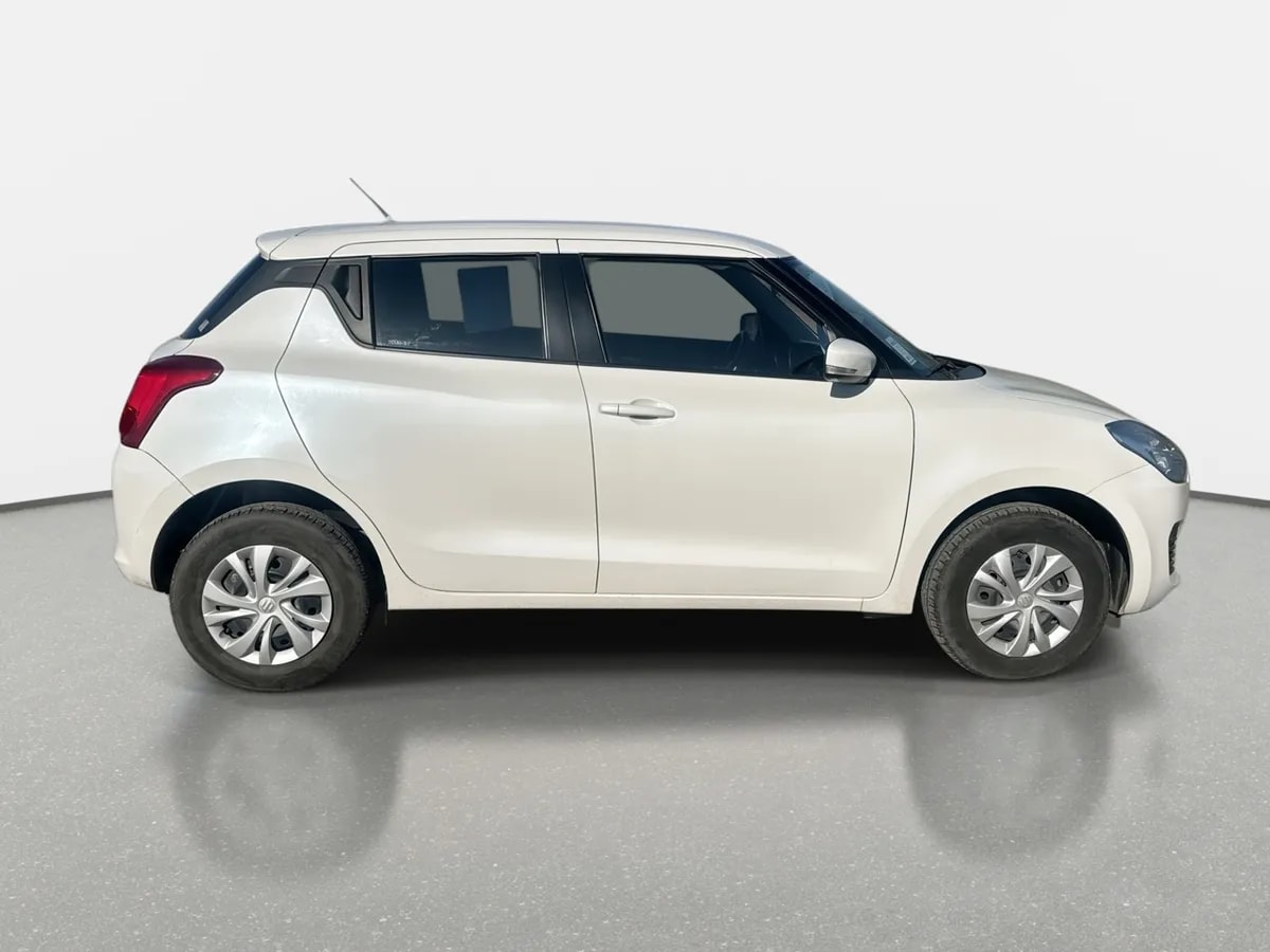 Suzuki Swift 1.2 Gl 4x2 Hb Mt 5p año 2024