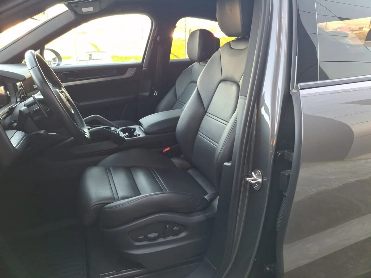 Porsche Cayenne 3.0 Coupe 4x4 At 5p año 2024