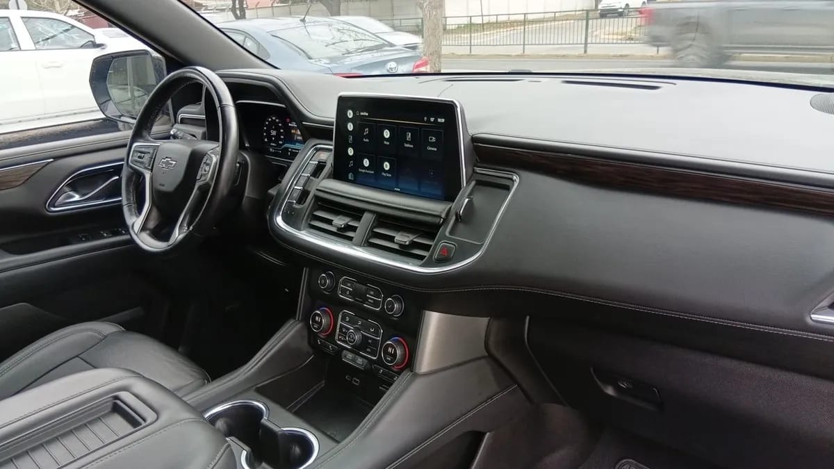 Chevrolet Tahoe 5.3 Z71 4x4 At 5p año 2023