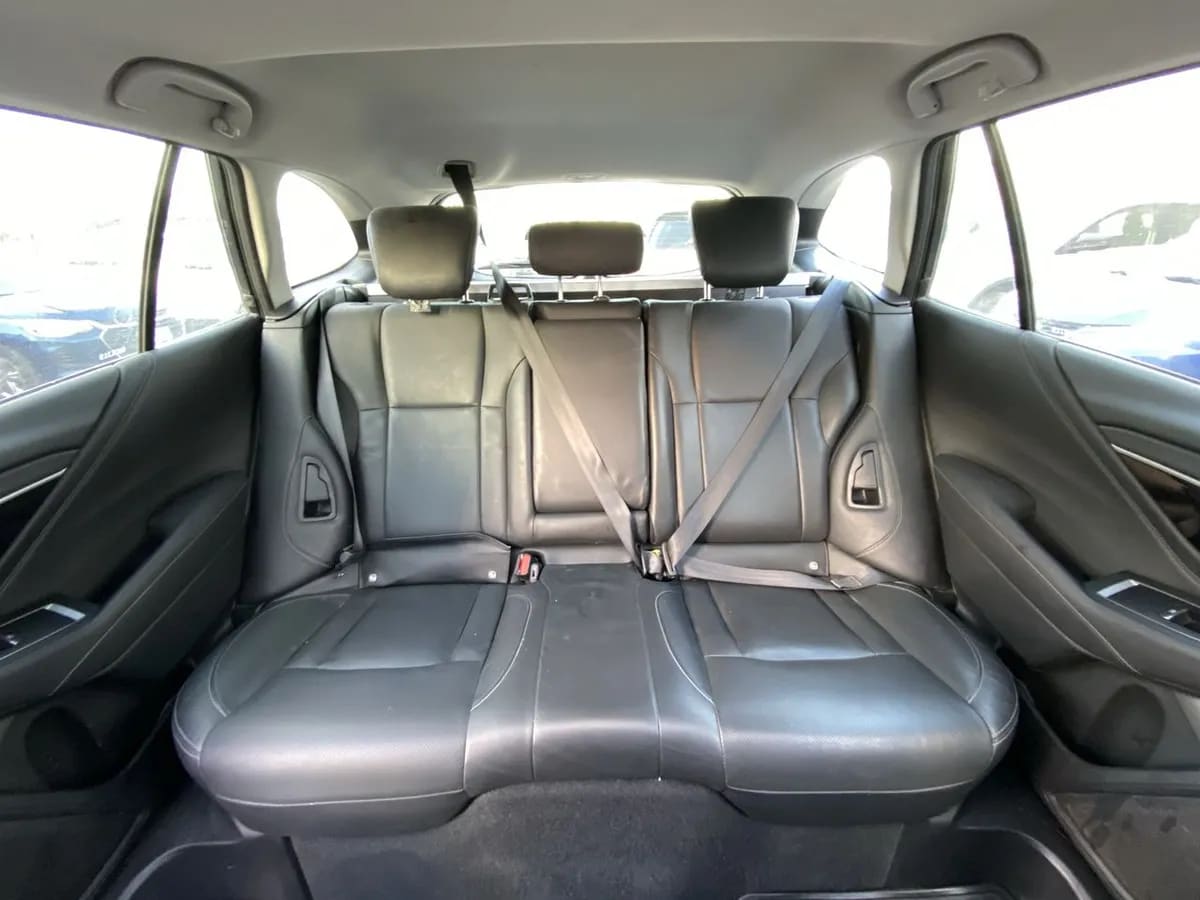 Subaru Outback 2.5i Touring Awd Cvt At 5p año 2022