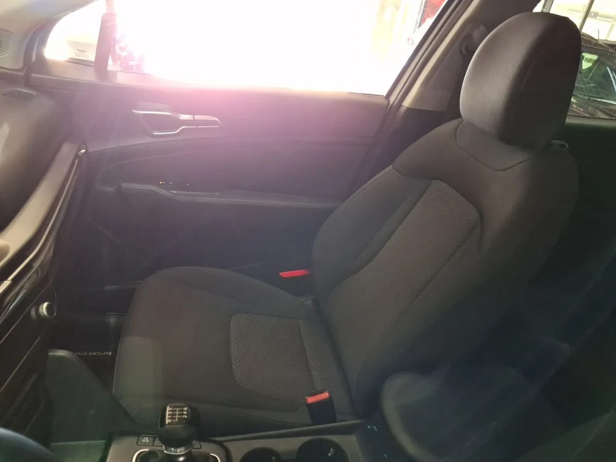 Kia Sportage 2.0 Lx 2wd 6mt 5p año 2026