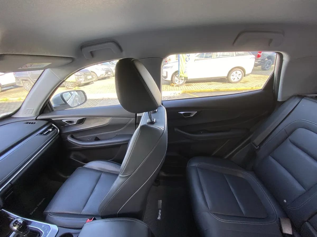 Chery Tiggo 3 Pro 1.5t Glx 4x2 Mt 5p año 2025