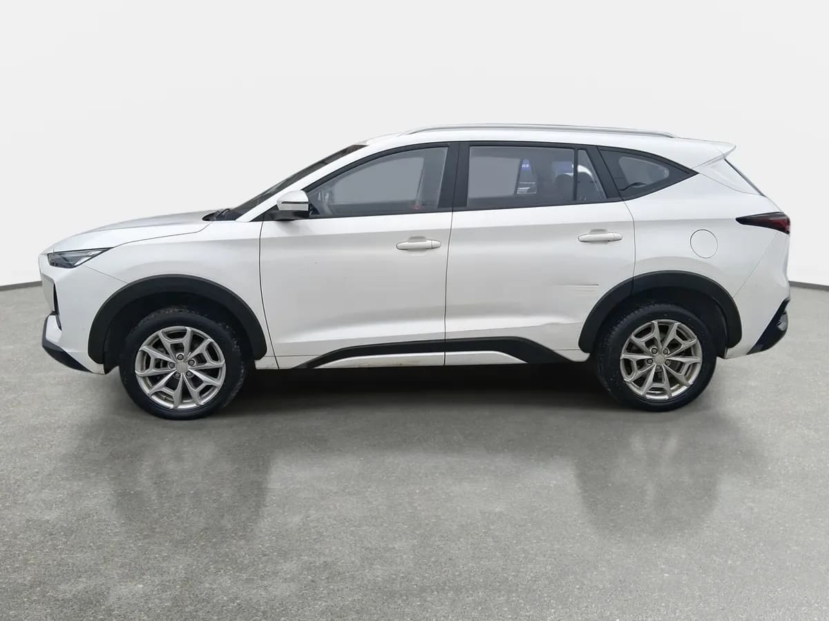 JAC Js8 1.5 Comfort Ce 4x2 6mt 5p año 2023