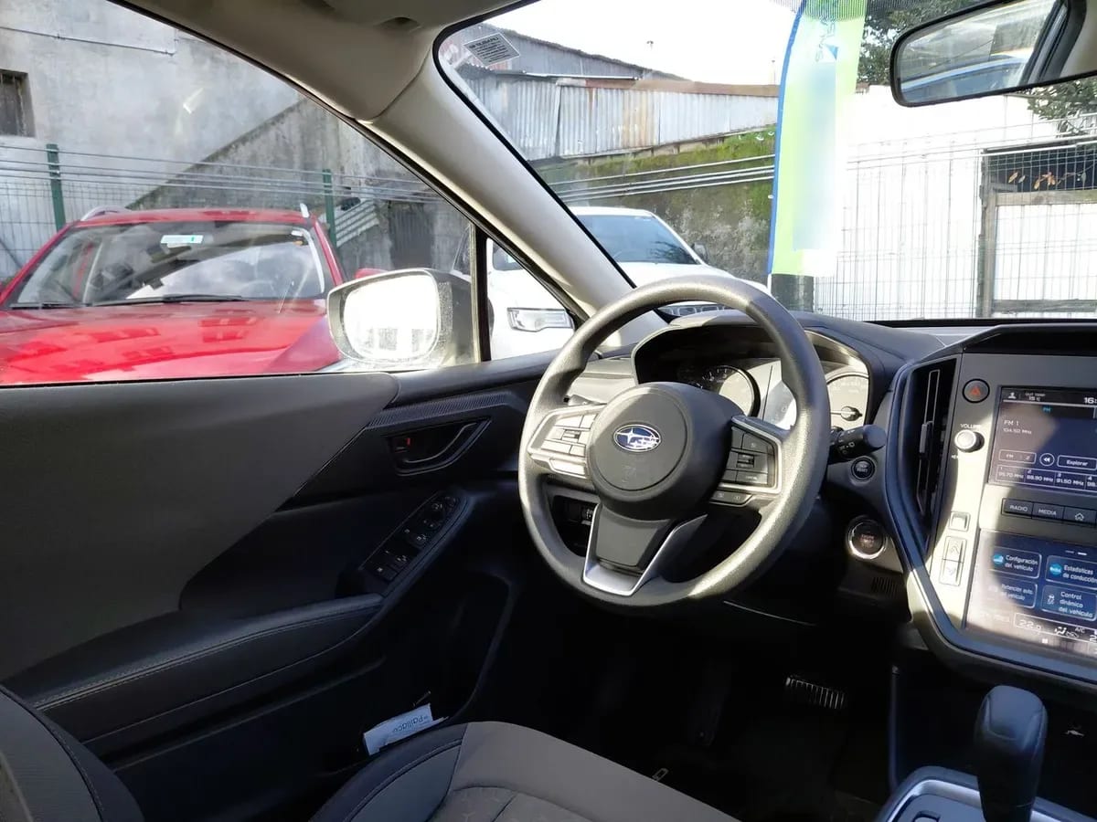 Subaru Crosstrek 2.0 Awd Cvt At 5p año 2025