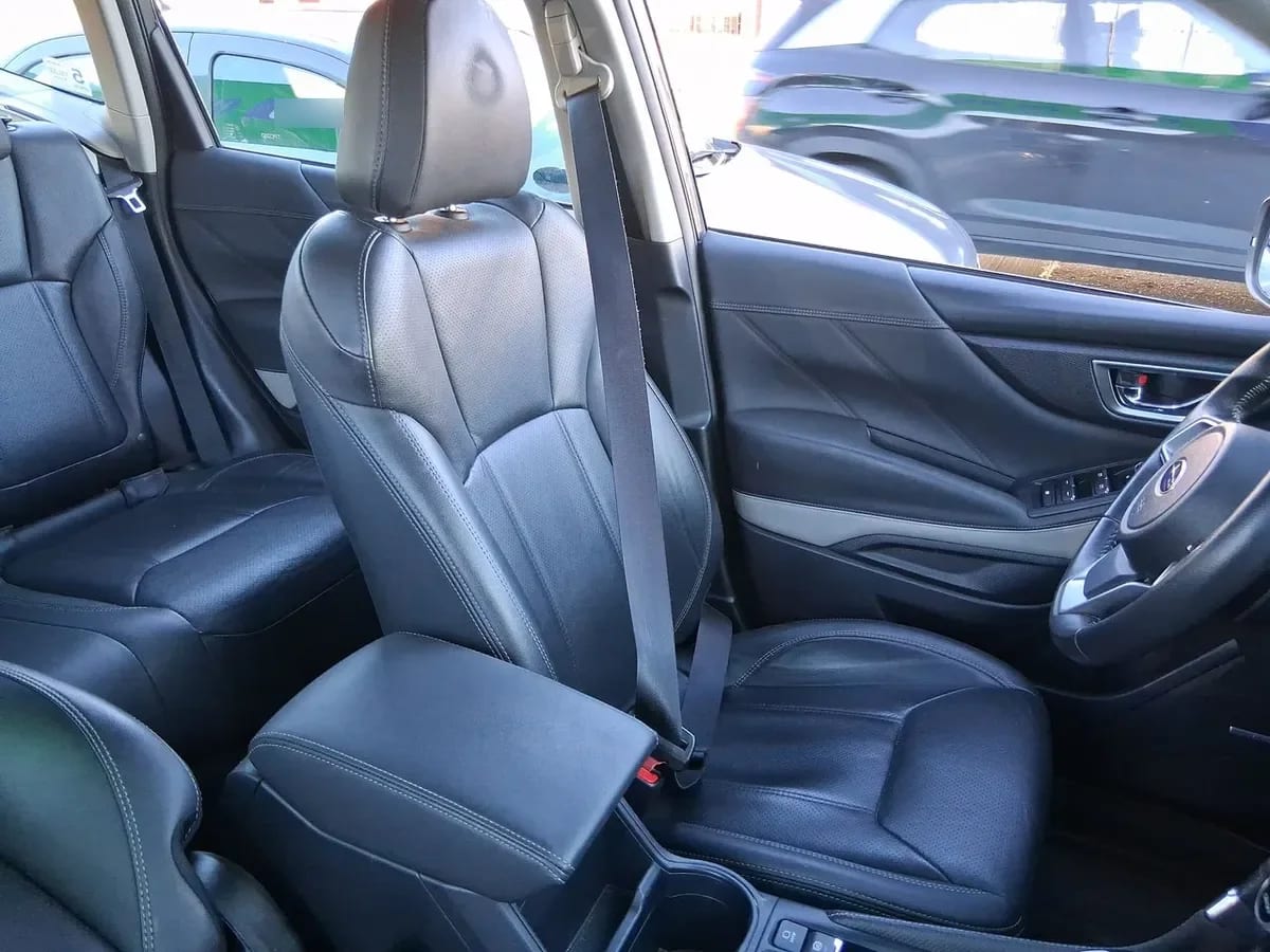 Subaru Forester 2.5i Limited Eyesight Gardx Awd At 5p año 2024