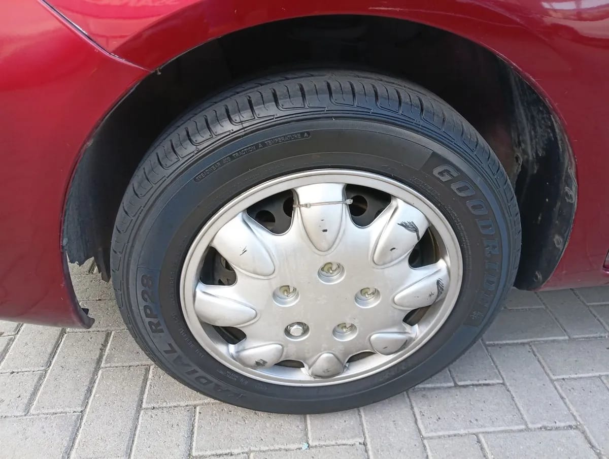 Nissan Versa 1.6 Sense 4x2 Mt 4p año 2021