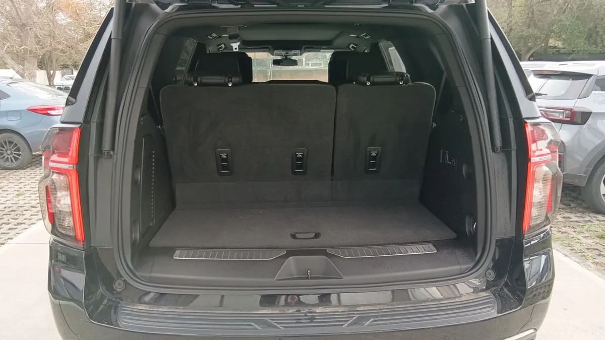 Chevrolet Tahoe 5.3 Z71 4x4 At 5p año 2023